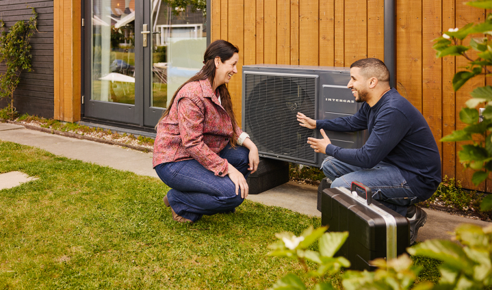 heat pump outdoor unit